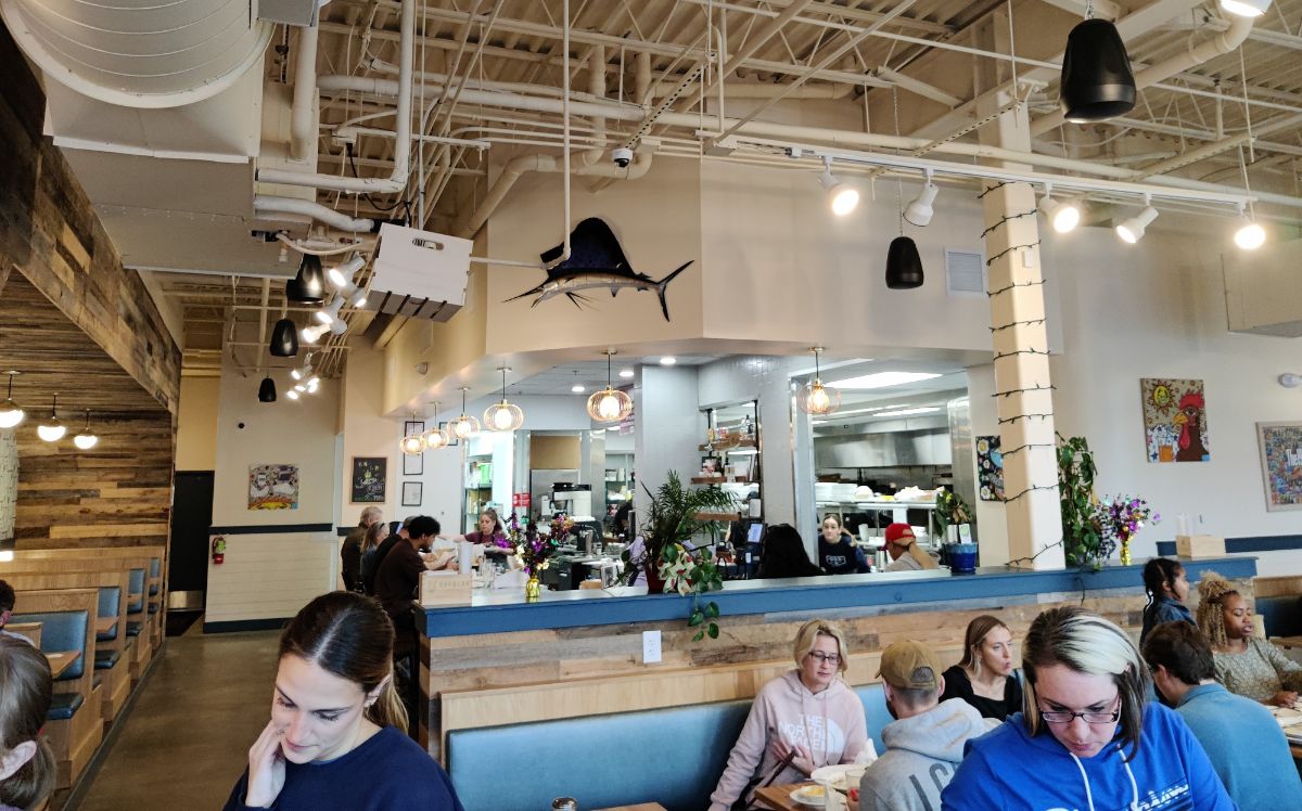 Big Bad Breakfast Restaurant in Midtown Mobile 4