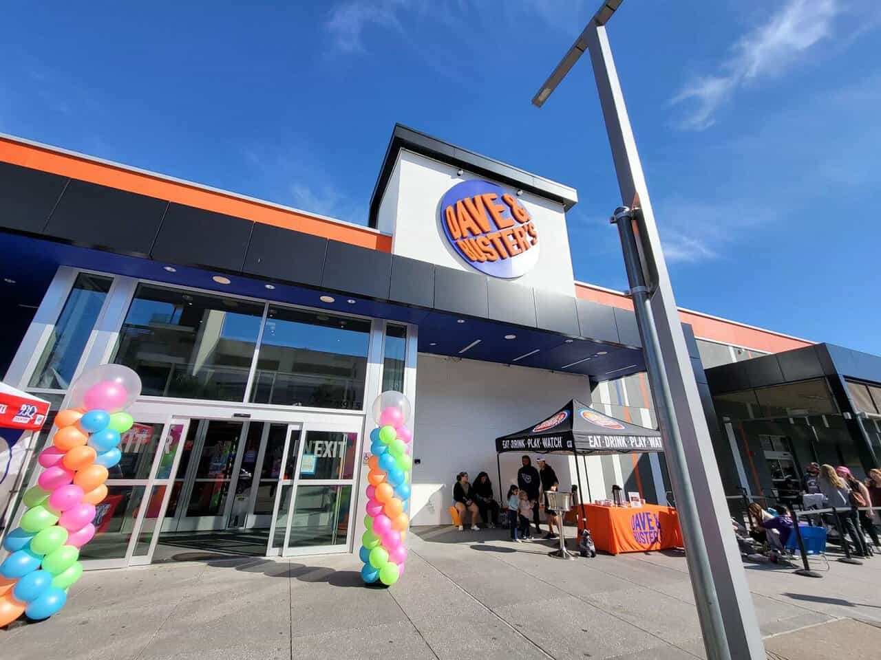 Dave & Buster’s Debuts In Mobile’s Latest Entertainment Hotspot